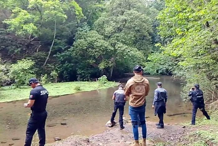 M4t4n un venado en el Área Natural Protegida de La Tzararacuita, en Uruapan