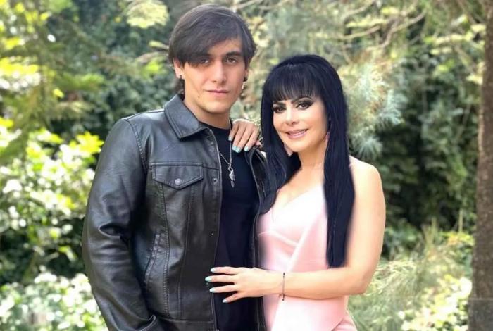 Maribel Guardia mantiene vivo el recuerdo de Julián Figueroa con un emotivo gesto