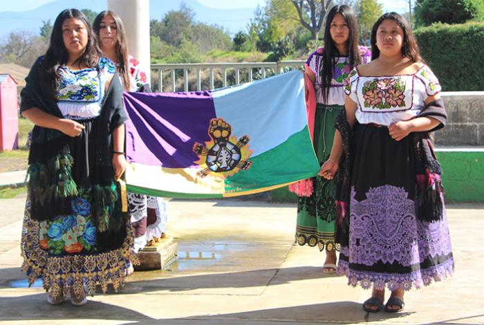 Más de 2 mil estudiantes Cecytem reciben clases de lenguas originarias