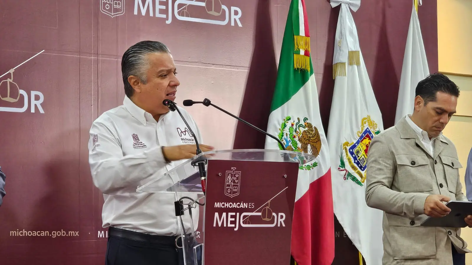 Más de 37 mil personas aprovechan programa para regularizar vehículos en Michoacán