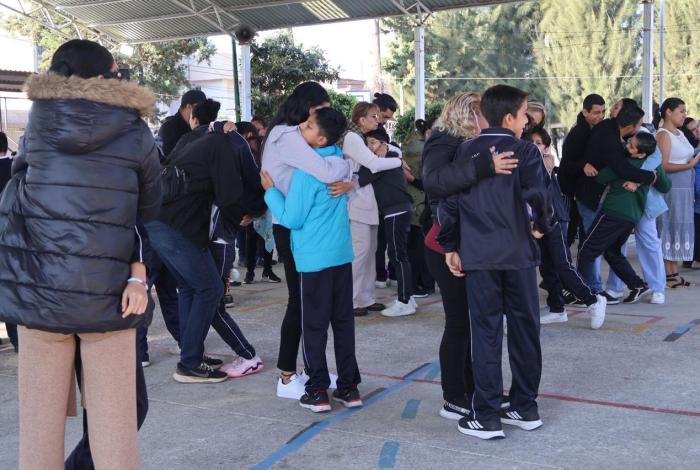 Más de 50 familias participan en jornada sobre el uso responsable de la tecnología: Sipinna