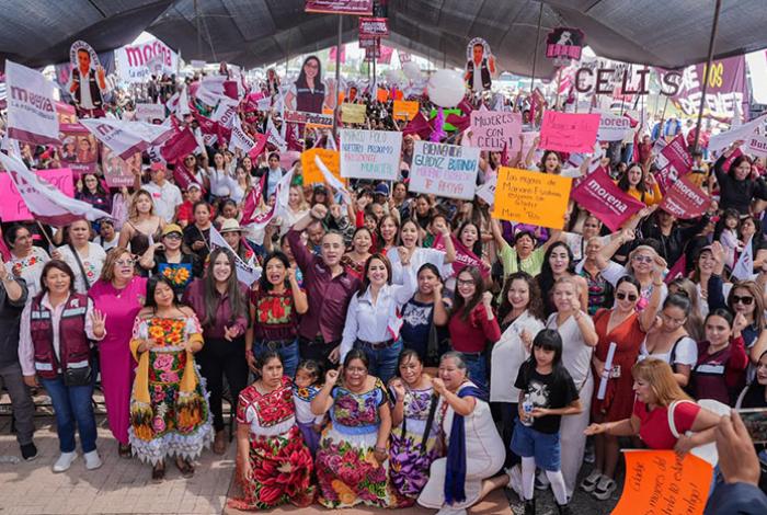 Más de 7 mil mujeres arropan a Gladyz Butanda: son protagonistas de la transformación