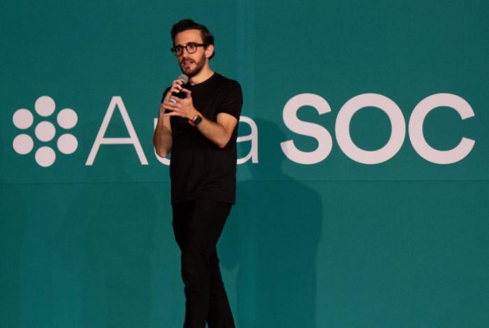 Más del 85 % de las empresas en Latinoamérica usan inteligencia artificial, según experto