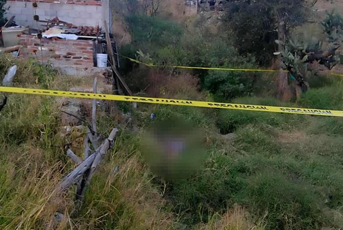 Mata a machetazos a un hombre y con flamazo de tanque de gas intenta evitar su captura, en Ciudad Hidalgo