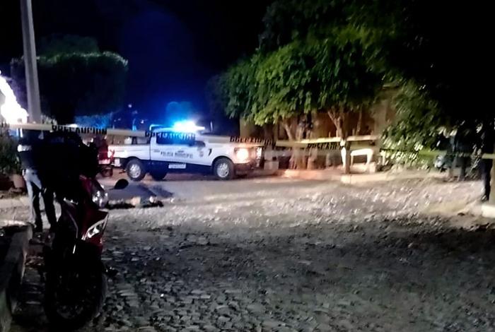  Matan a balazos a “El Sorullo” en la colonia Rubén Romero de Apatzingán