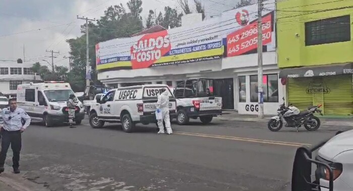 Matan a mujer en la avenida Siervo de la Nación, afuera de ‘Saldos al Costo’