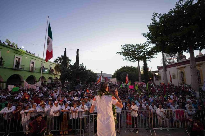  ME VA A TOCAR EL PRIVILEGIO, EL ORGULLO DE SER LA PRIMERA MUJER PRESIDENTA: CLAUDIA SHEINBAUM EN MIAHUATLÁN, OAXACA