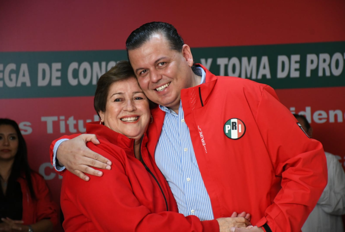 Memo Valencia se reelige como dirigente del PRI