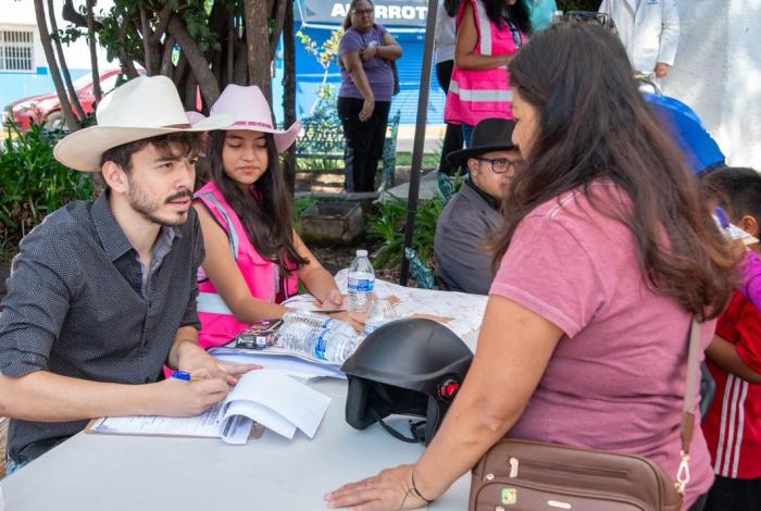 Mesitas del Sombrero llevan servicios de salud a la Melchor Ocampo