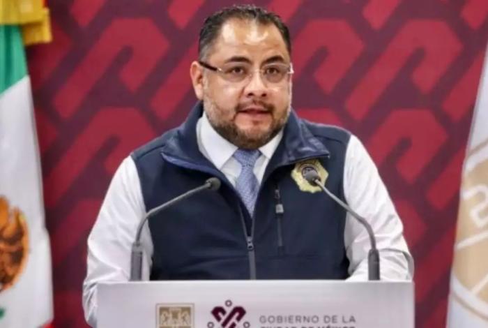 México anuncia a Omar Reyes como nuevo titular de la Unidad de Inteligencia Financiera cercano a Harfuch
