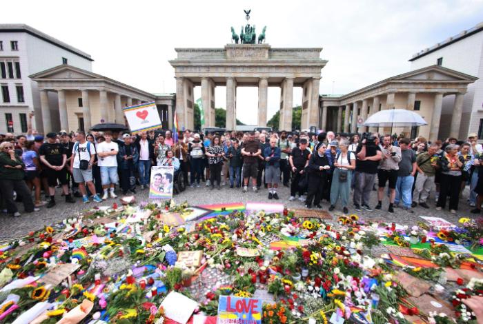 México lamenta el ataque mortal durante marcha del Orgullo LGBTTTIQ+ en Alemania