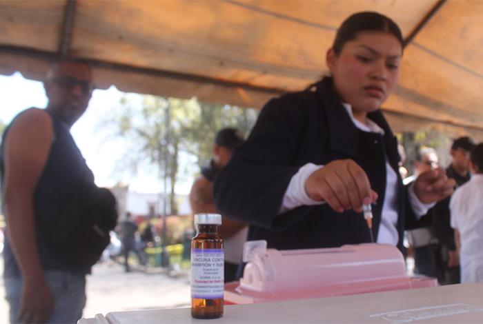 México suma 410 nuevos casos de sarampión en una semana; urgen a vacunarse en 11 estados prioritarios