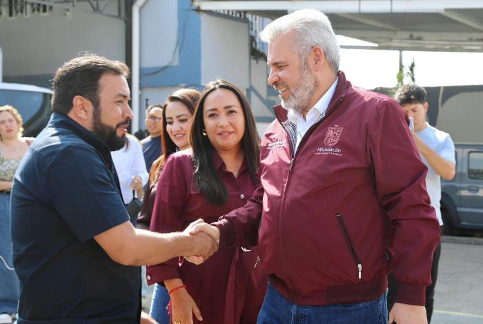 Michoacán, a la vanguardia en monitoreo y seguridad del transporte público de Uruapan: Bedolla