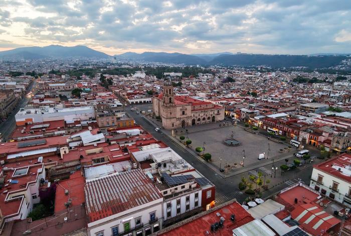 Michoacán arranca la semana con onda de calor; superará los 45°C