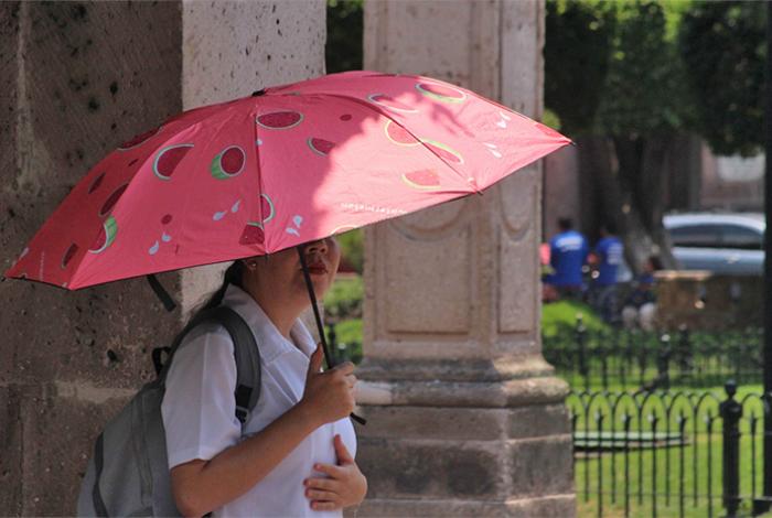 Michoacán el estado más caluroso hoy; pronostican ambiente gélido en 4 entidades y calor extremo en 11