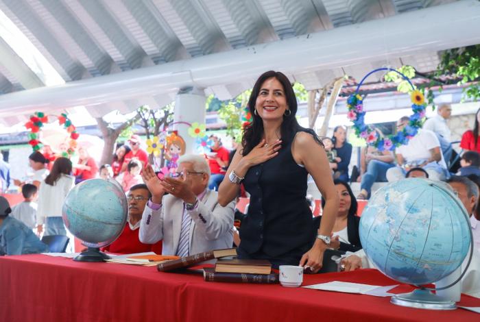 Michoacán, el estado que más redujo el rezago educativo: Gaby Molina