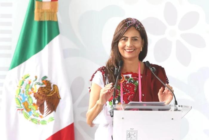 Michoacán sueña, canta y toca con sus hermosas guitarras: Gabriela Molina
