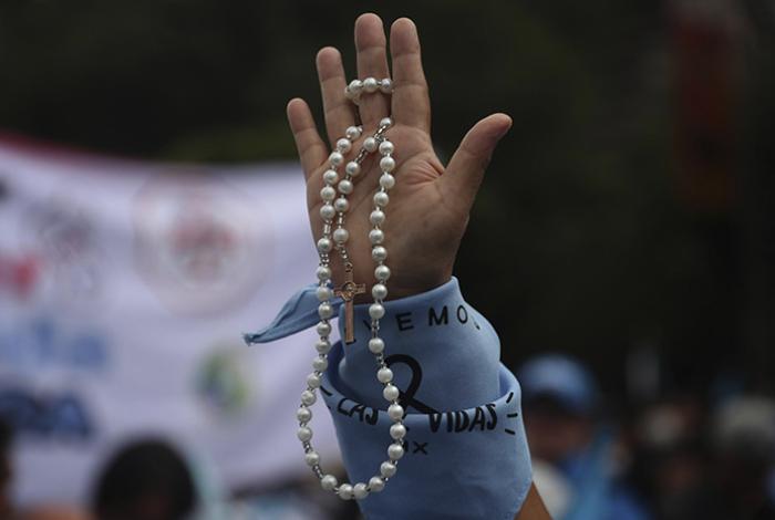 Miles marchan en ciudades de México para pedir por los derechos de la mujer y la vida