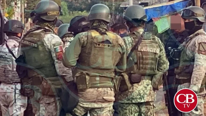 Militares detienen a dos sicarios del CJNG en Apatzingán
