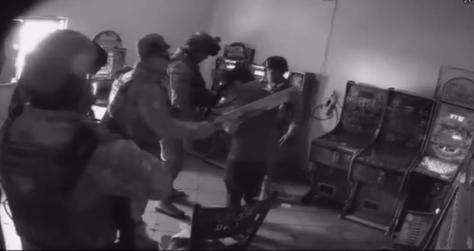 Militares que “tablearon” a joven en Peribán son investigados