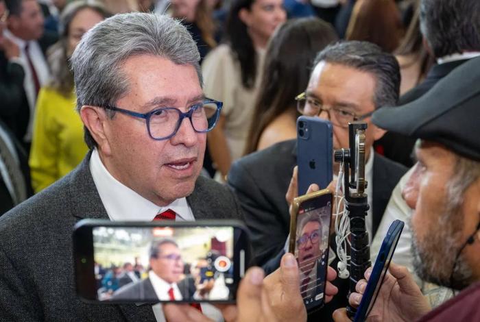 Monreal propone vicecoordinación para Padierna y disipar rebelión interna en Morena