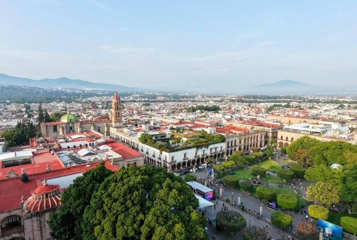 Morelia amaneció con cielo mayormente despejado y nublado por la tarde