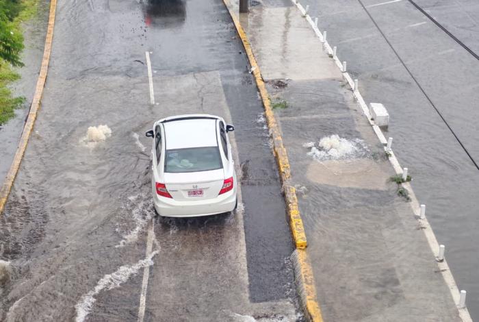 Morelia, con seis puntos de encharcamiento por lluvias este miércoles