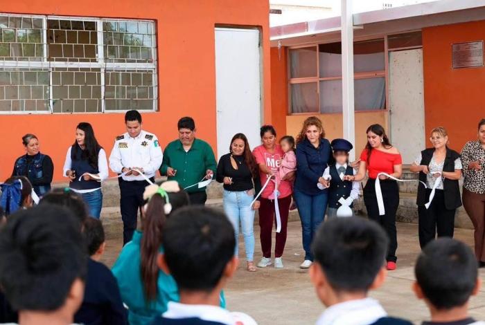 Morelia entrega calentadores solares a familias vulnerables 
