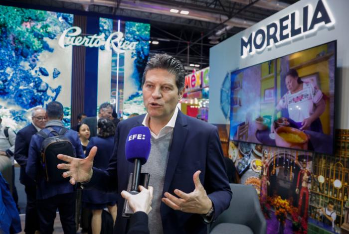 Morelia se exhibe en FITUR como destino cinematográfico y ciudad de bodas