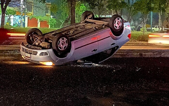 Morelia: Transeúnte es atropellado en el Periférico Paseo de la República