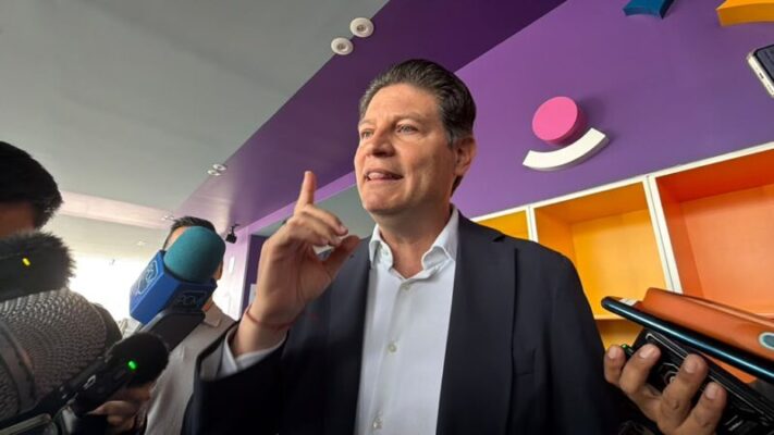Morena está fracturado y dividido: AMA