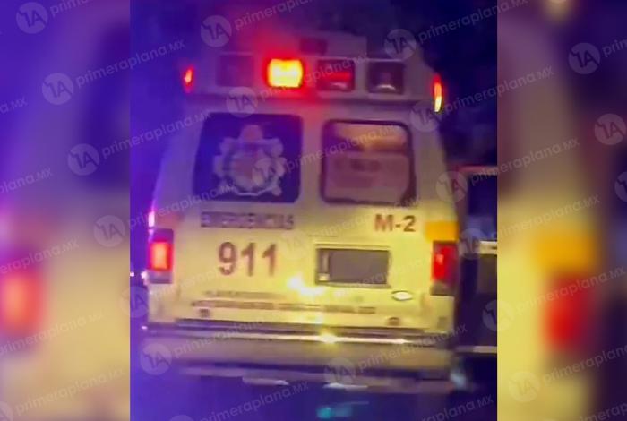 Motocicleta atrop3lla y m4ta a transeúnte en Apatzingán