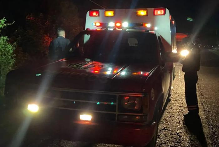 Motociclista muere al accidentarse en la carretera Zitácuaro-Tuzantla