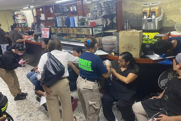 Motociclistas empistolados asaltan un “Café La Lucha”, en Uruapan