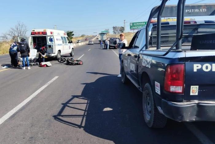 Motorista queda herido en choque contra camioneta, en La Piedad
