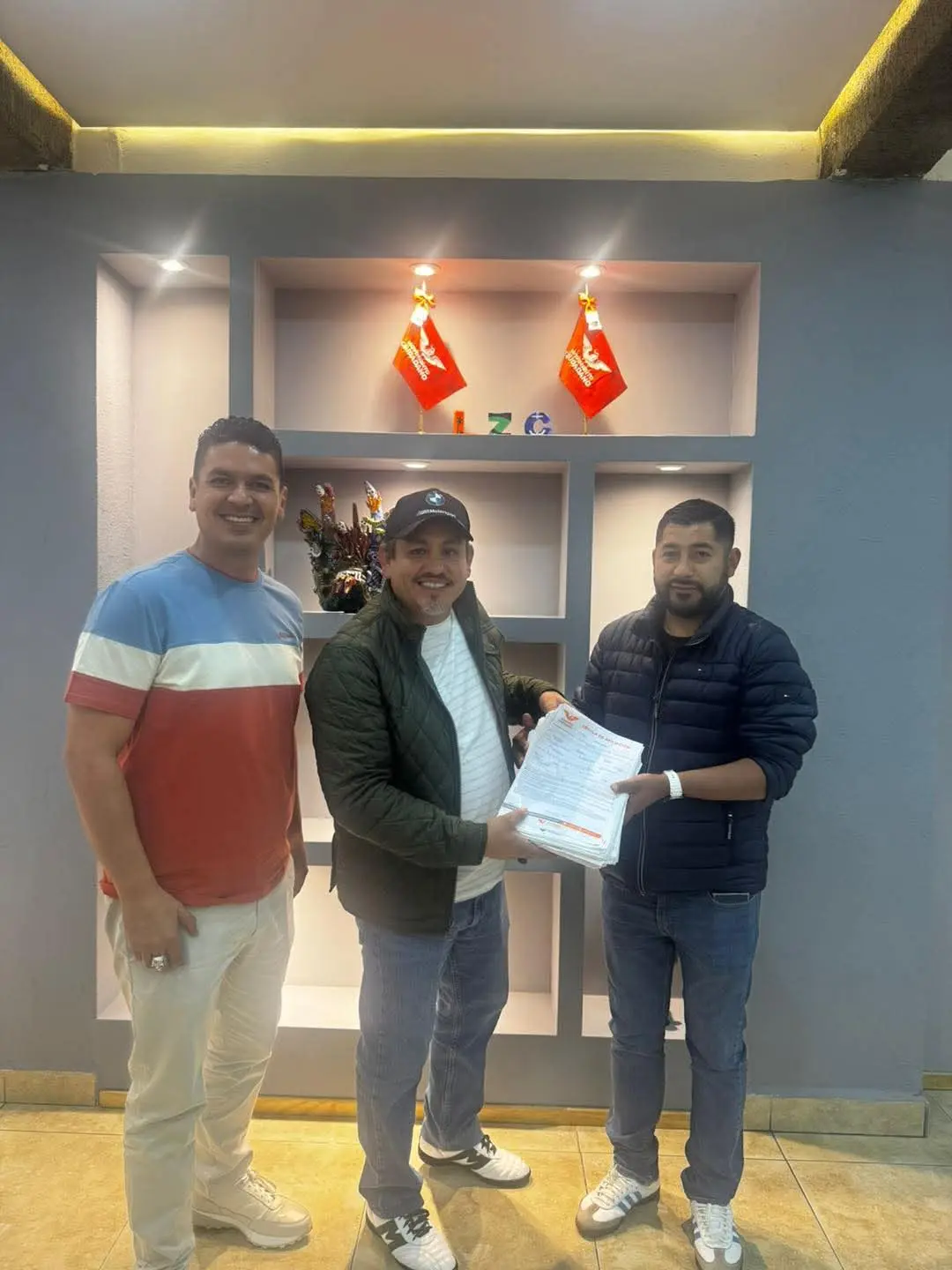  Movimiento Ciudadano fortalece su estructura en Michoacán; Villa Morelos entrega nuevas afiliaciones