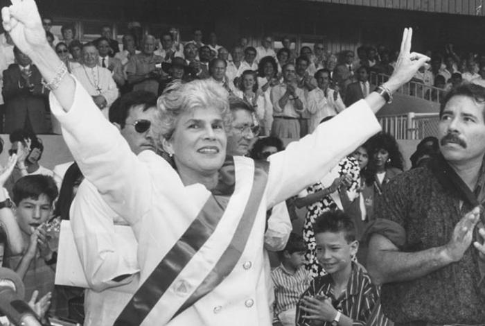 Muere en el exilio la expresidenta nicaragüense Violeta Barrios de Chamorro