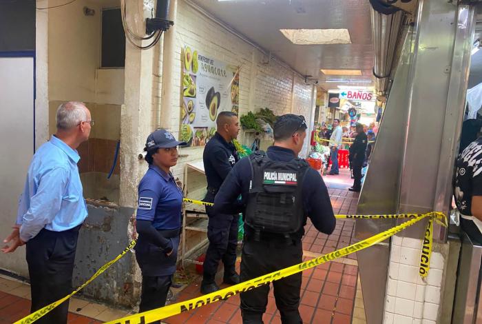 Muere hombre dentro del Mercado Municipal de La Piedad