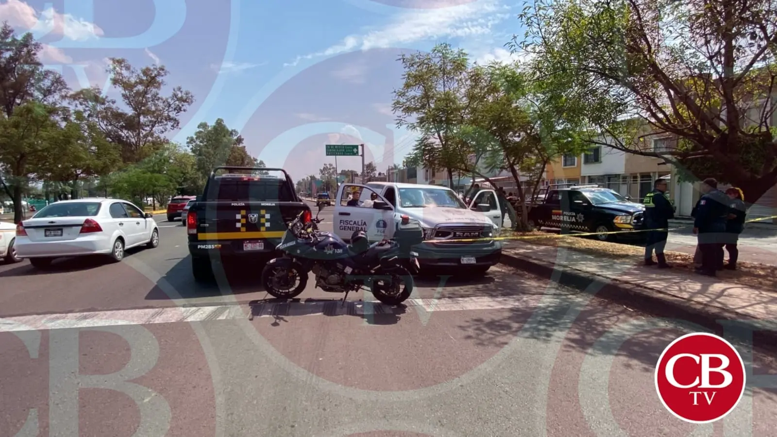 Muere motociclista y su amigo queda herido en el libramiento de Morelia