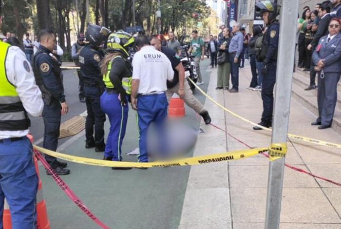 Muere mujer tras caer del piso 11 de la Torre Reforma Latino, en CdMx