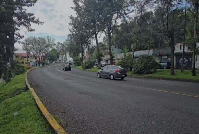 Mueren dos hombres que viajaban en Moto sobre la av. Madero, al impactarse con un árbol