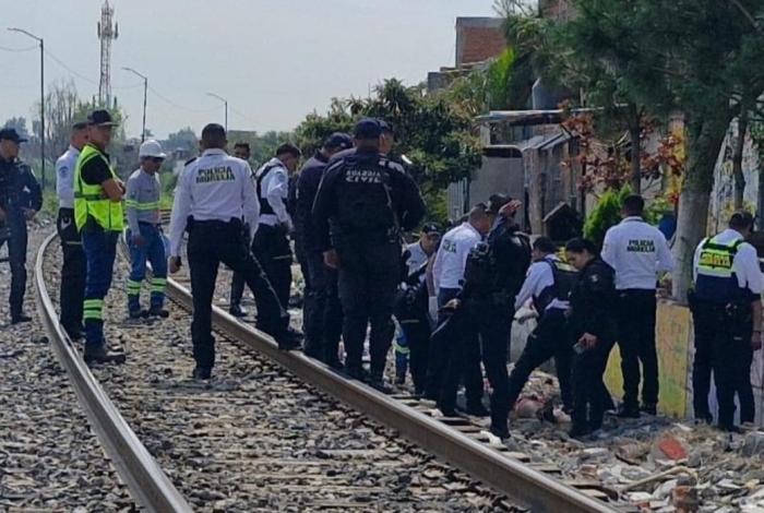 Mujer resulta lesionada tras ser impactada por el tren en Morelia