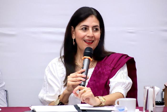 Mujeres, constructoras de paz, unidad y bienestar: Gaby Molina