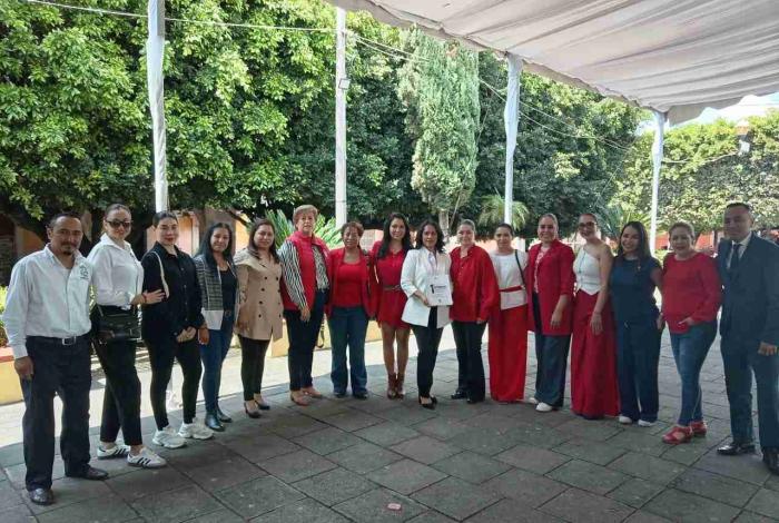 Mujeres priistas apoyan a síndica de Indaparapeo, víctima de Violencia Política de Género