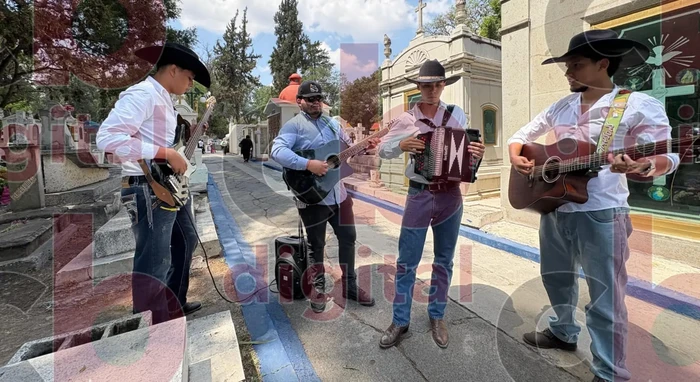 Músicos alegran visitas a panteones en Día de las madres, en Morelia