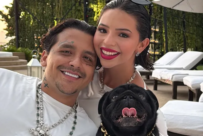 Ángela Aguilar y Nodal juntos en su cumpleaños 22