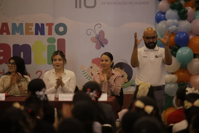 Niñas y niños de Queréndaro alzan la voz en el Parlamento Infantil 2025: Diana Caballero