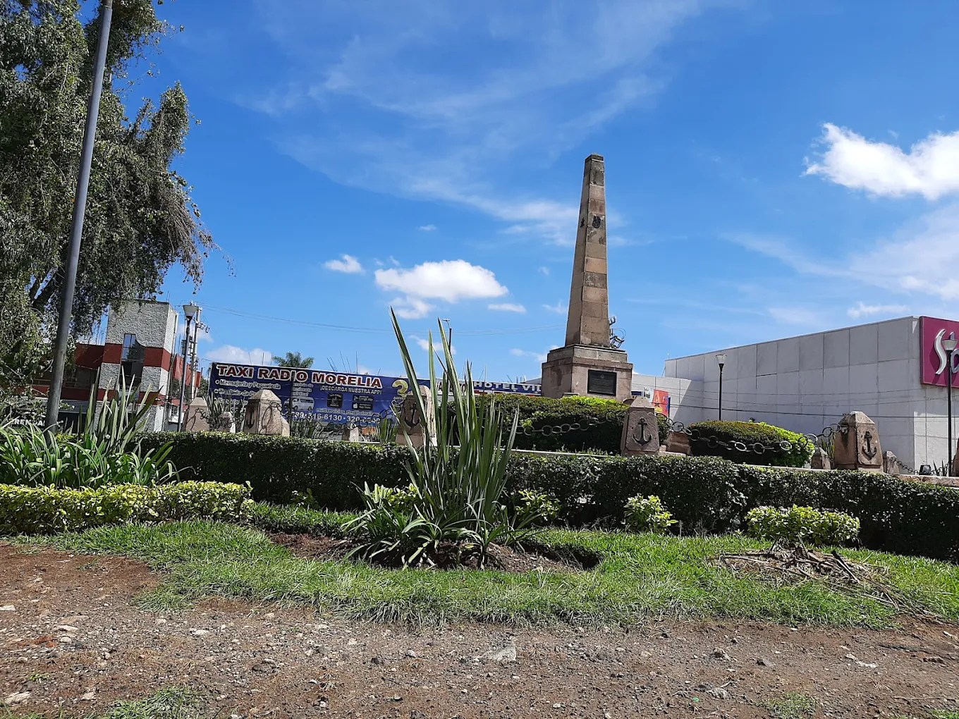 No desapareció: conductor ‘tumba’ El Ancla en el Bule García de León