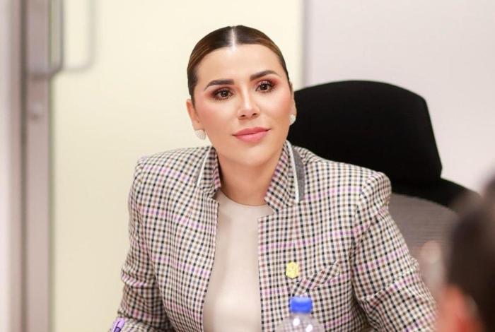 No tengo ninguna cuenta bancaria en el extranjero: Marina del Pilar