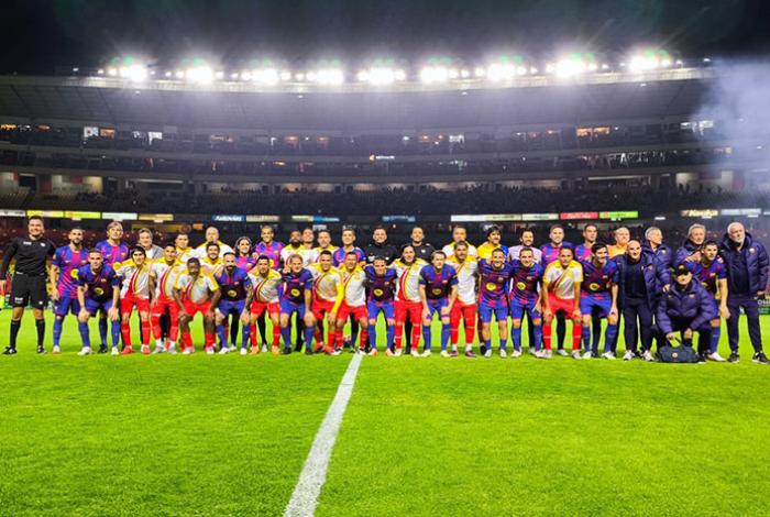 Noche de estrellas en el Morelos: Morelia revive su gloria y se lleva el duelo de Leyendas